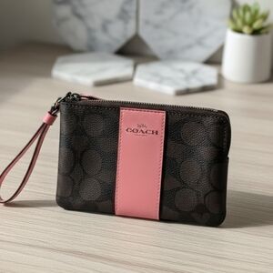 Coach CORNER ZIP WRISTLET IN SIGNATURE CANVAS QB/BROWN PINK LEMON (NWT)